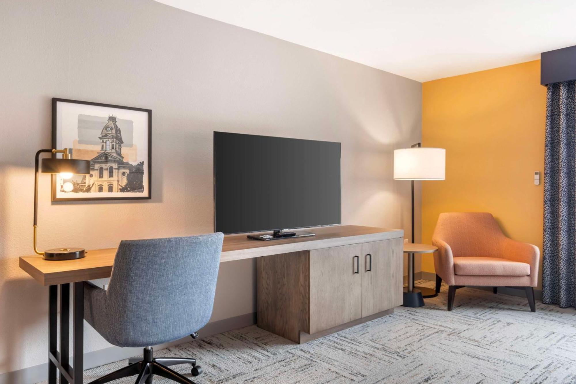 Hilton Garden Inn Charlotte/Concord Zewnętrze zdjęcie