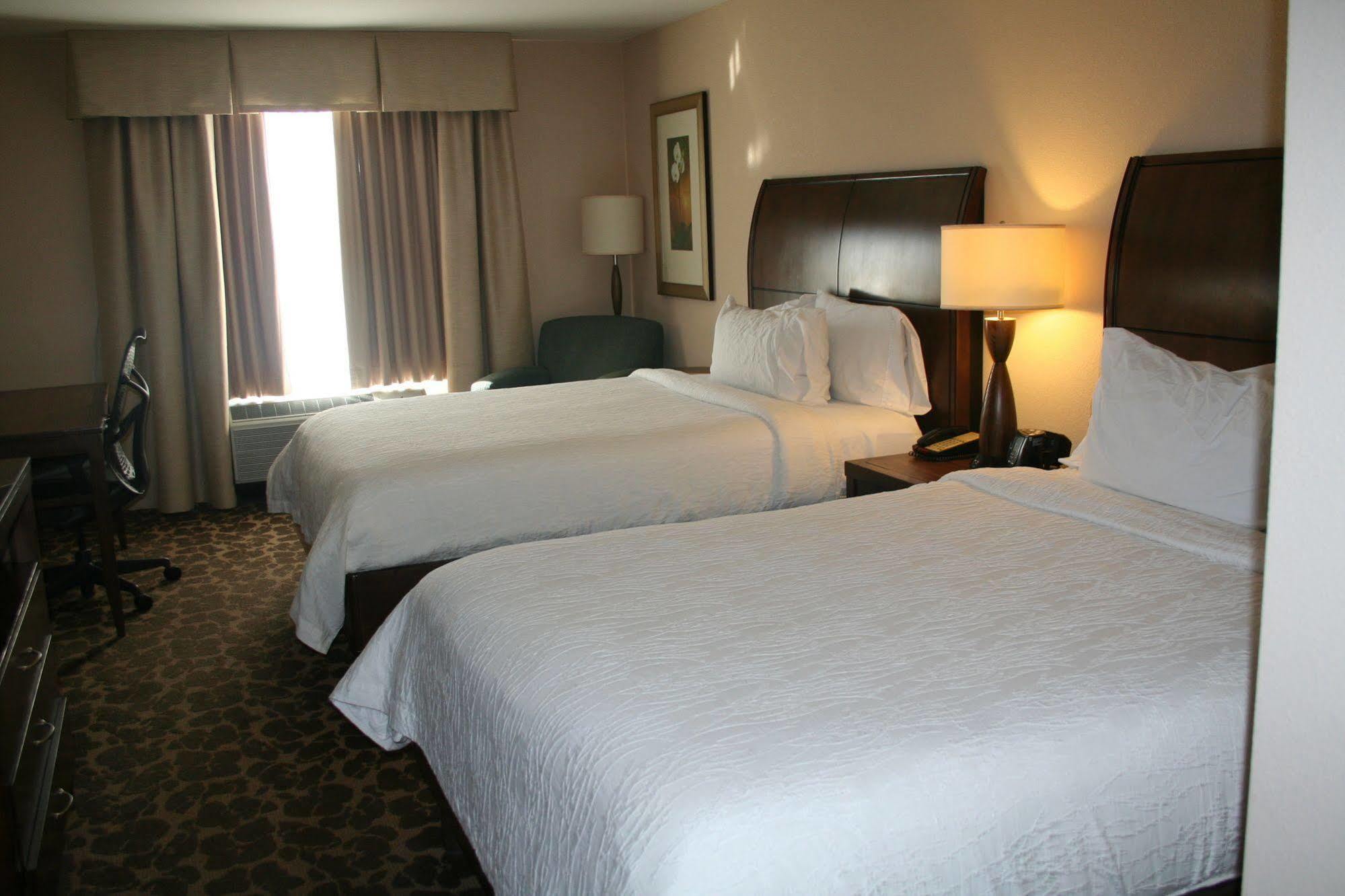 Hilton Garden Inn Charlotte/Concord Zewnętrze zdjęcie